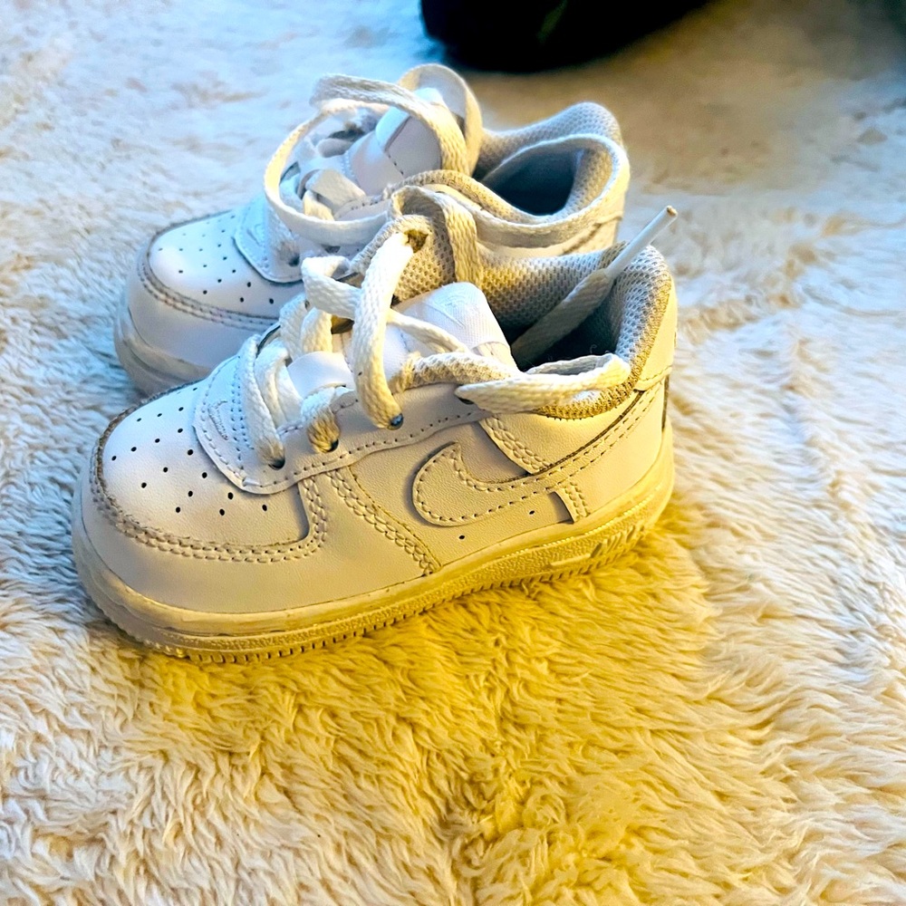 Nike ones